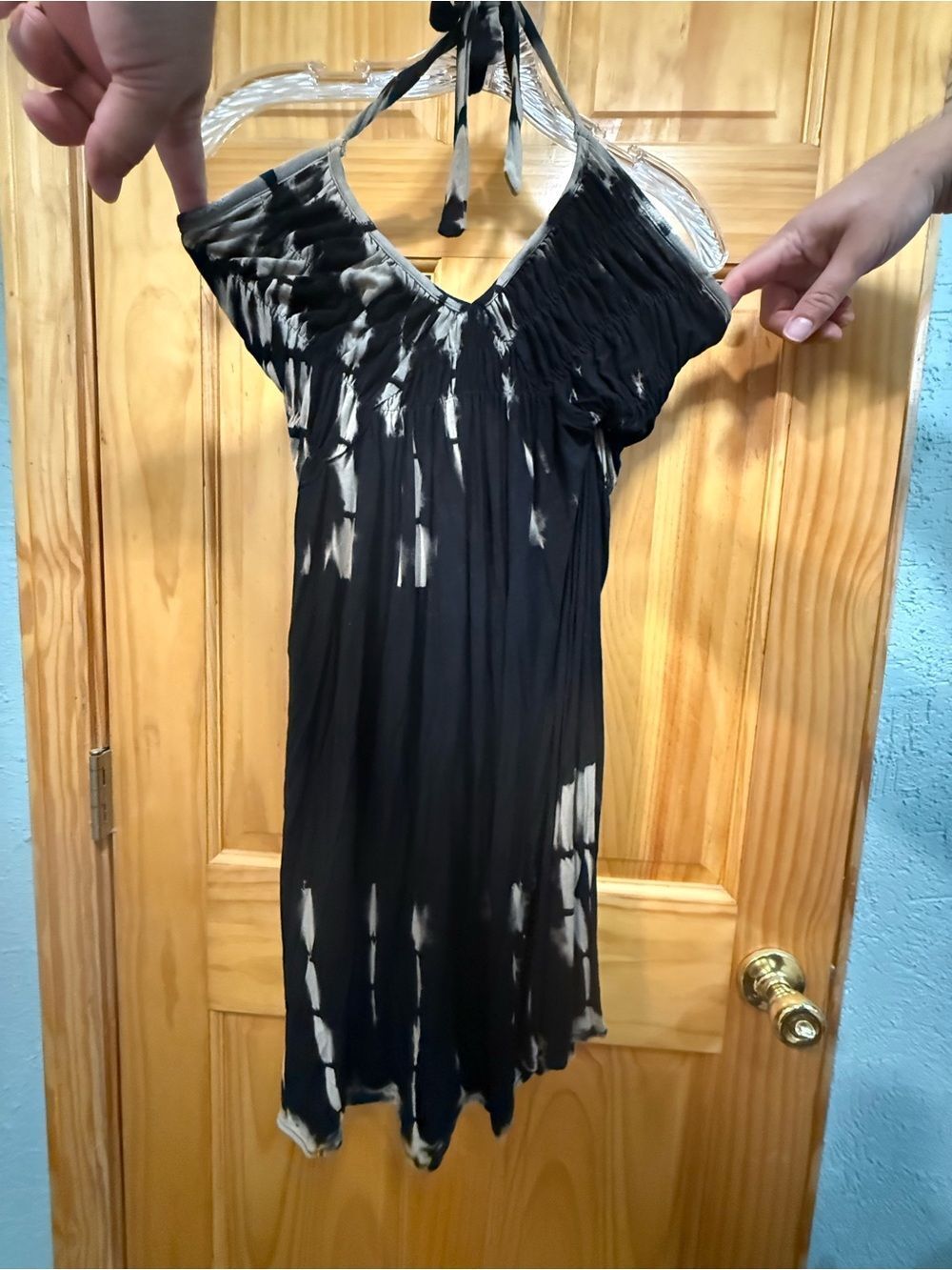 VTG. Black and tan Tie-Dye Halter Dress - junior’s size M